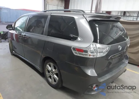 2012 Toyota Sienna Se 8 Passenger из США, поврежденный, VIN 5TDXK3DCXCS236185